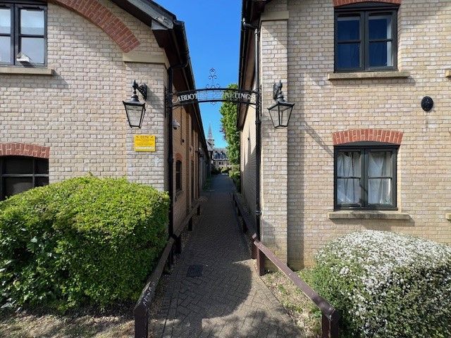Property photo 2 of 3