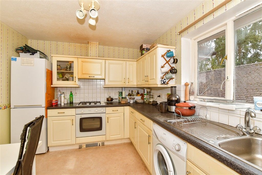 Property photo 3 of 12 Kitchen/Breakfast Room