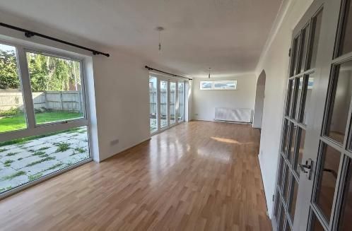 Property photo 3 of 8 Photo 3