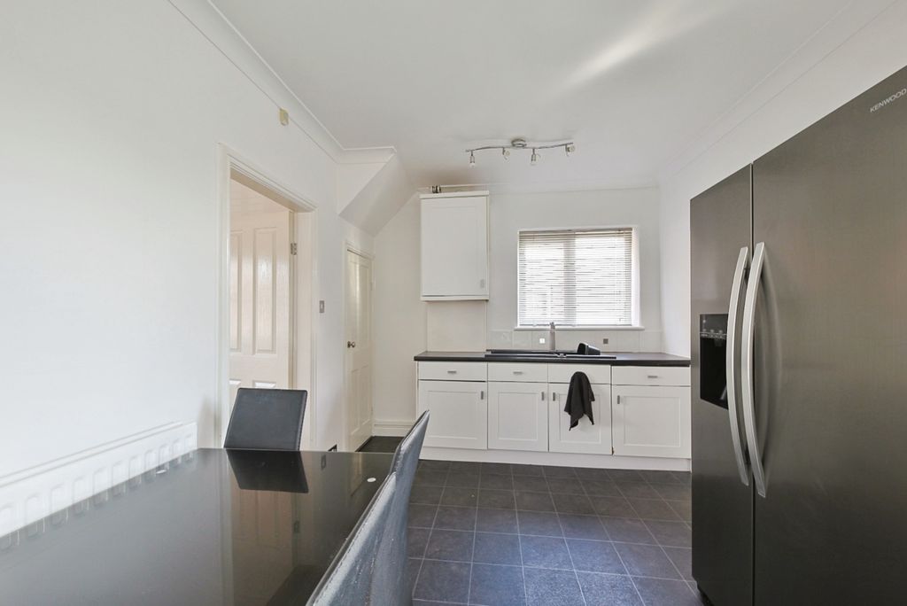 Property photo 2 of 10 3966794