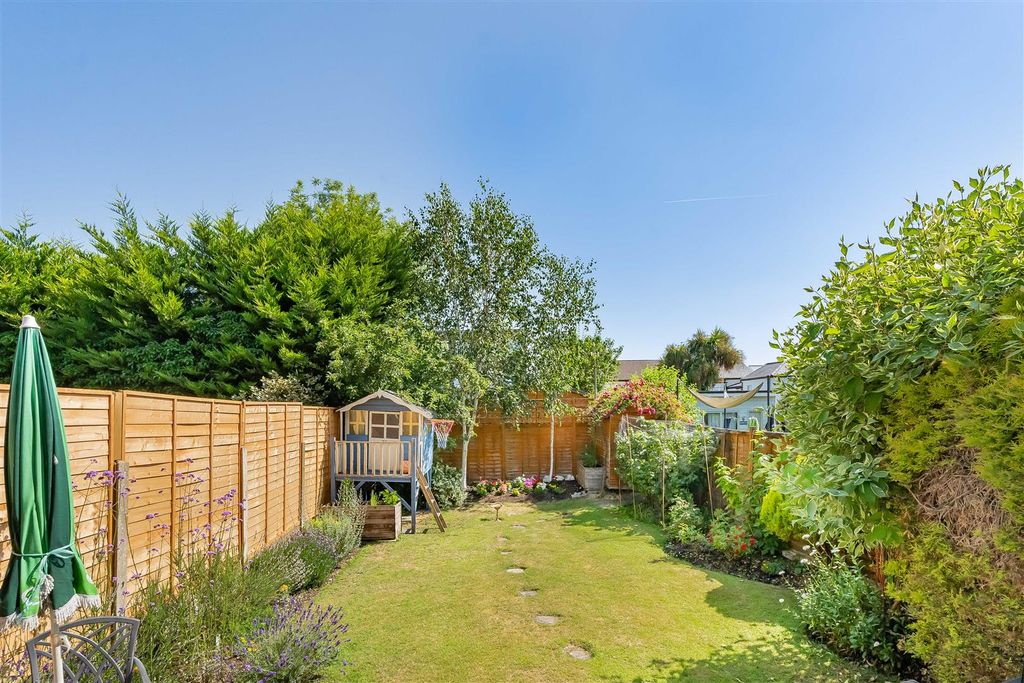 Property photo 3 of 25 3