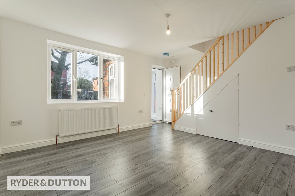 Property photo 2 of 18 Living Room