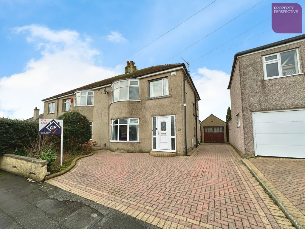 Property photo 1 of 13 External