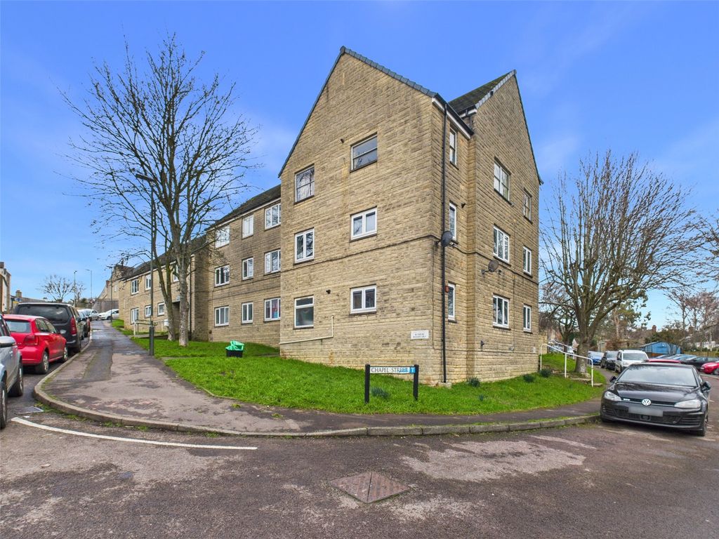 Property photo 1 of 12 Picture No. 14