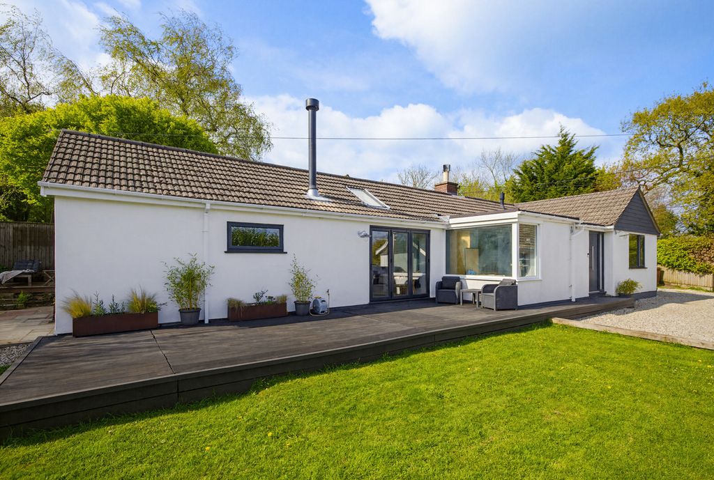 Property photo 1 of 33