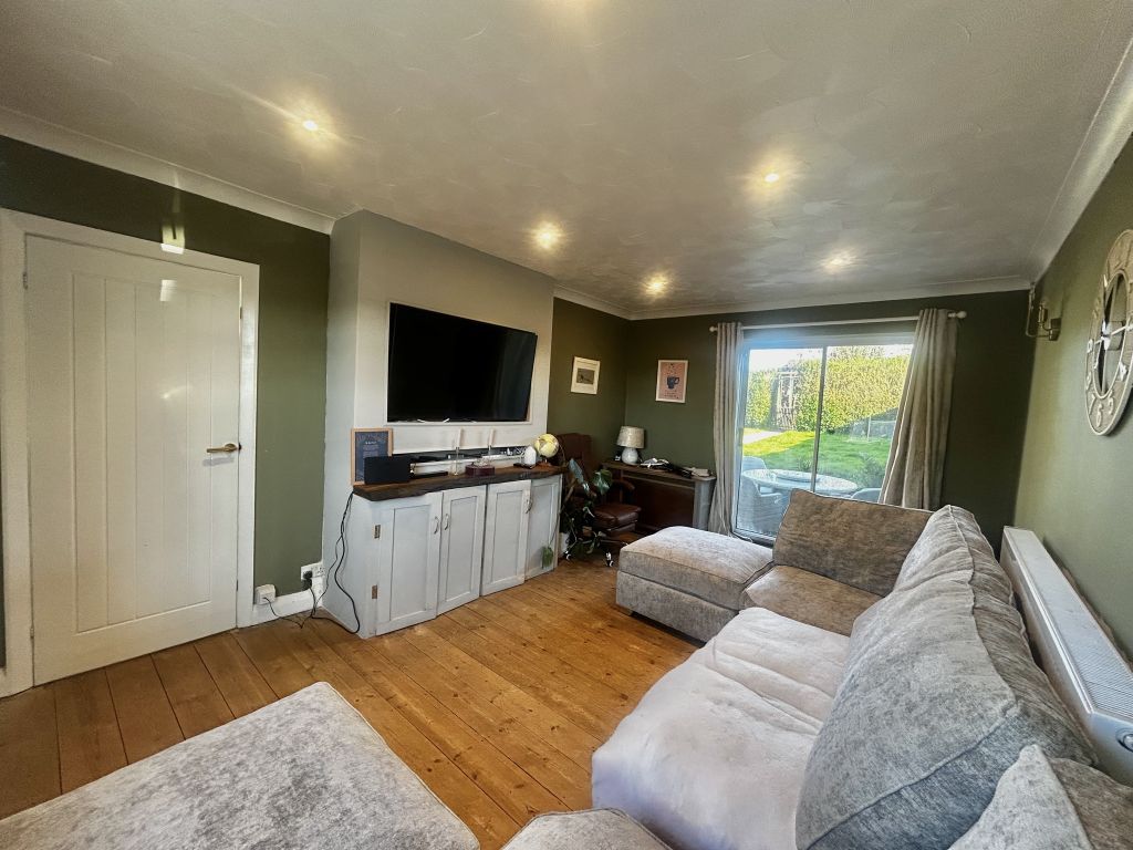 Property photo 3 of 18