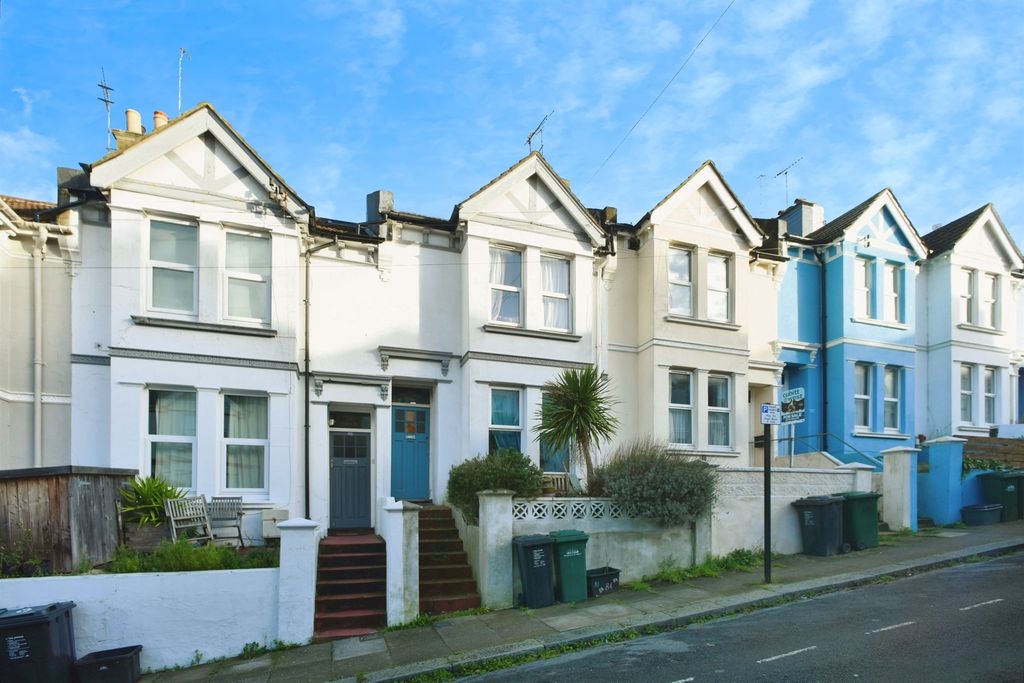 Property photo 1 of 1