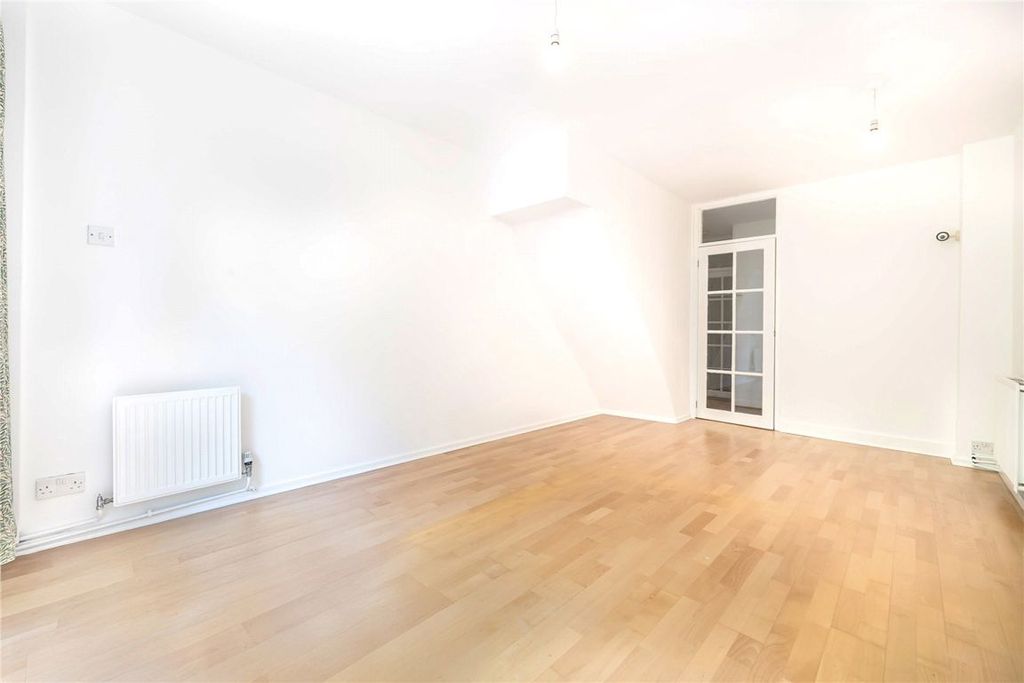 Property photo 3 of 7