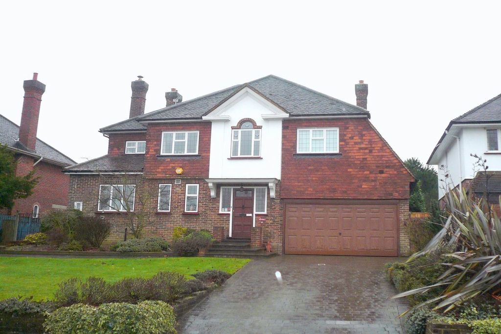 Property photo 1 of 9