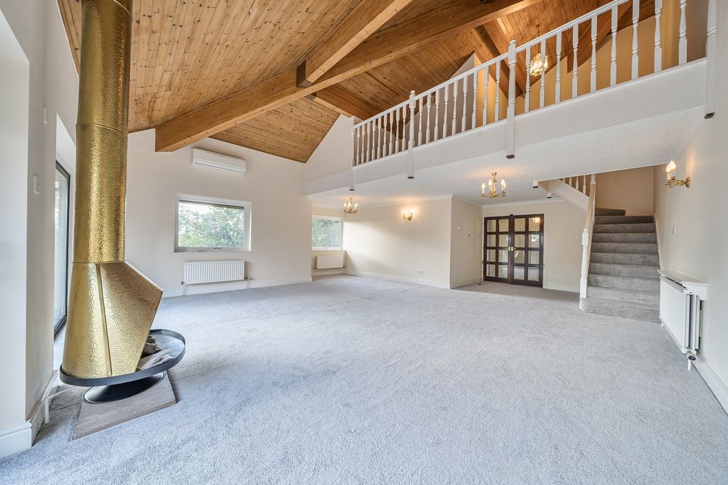 Property photo 3 of 21 1347362-14-68Bf08...