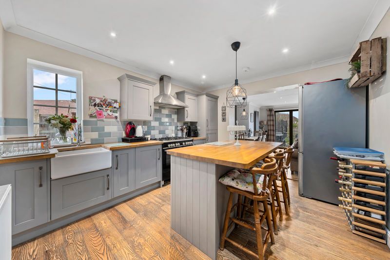 Property photo 2 of 35 Kitchen