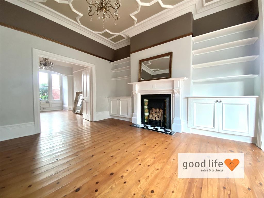 Property photo 3 of 38 20251107_104940017_Ios23Beech.Jpg