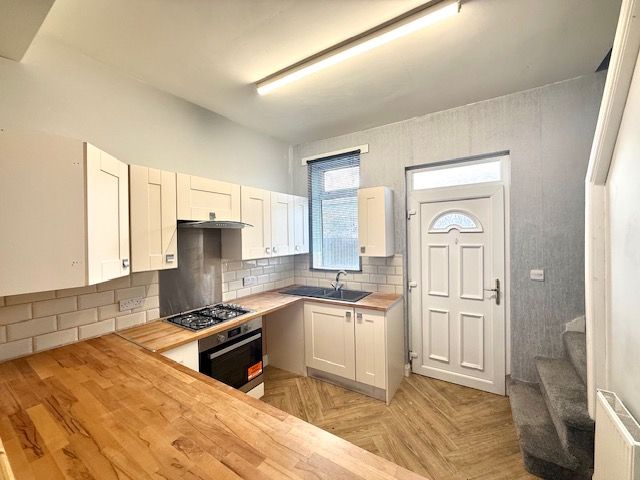 Property photo 3 of 20