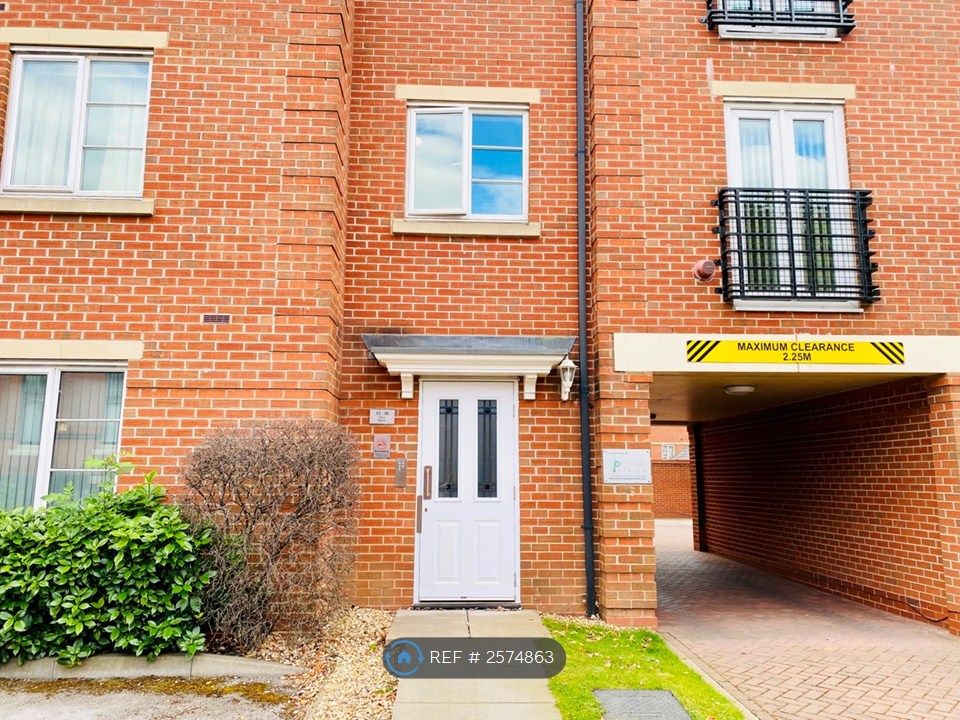 Property photo 2 of 23