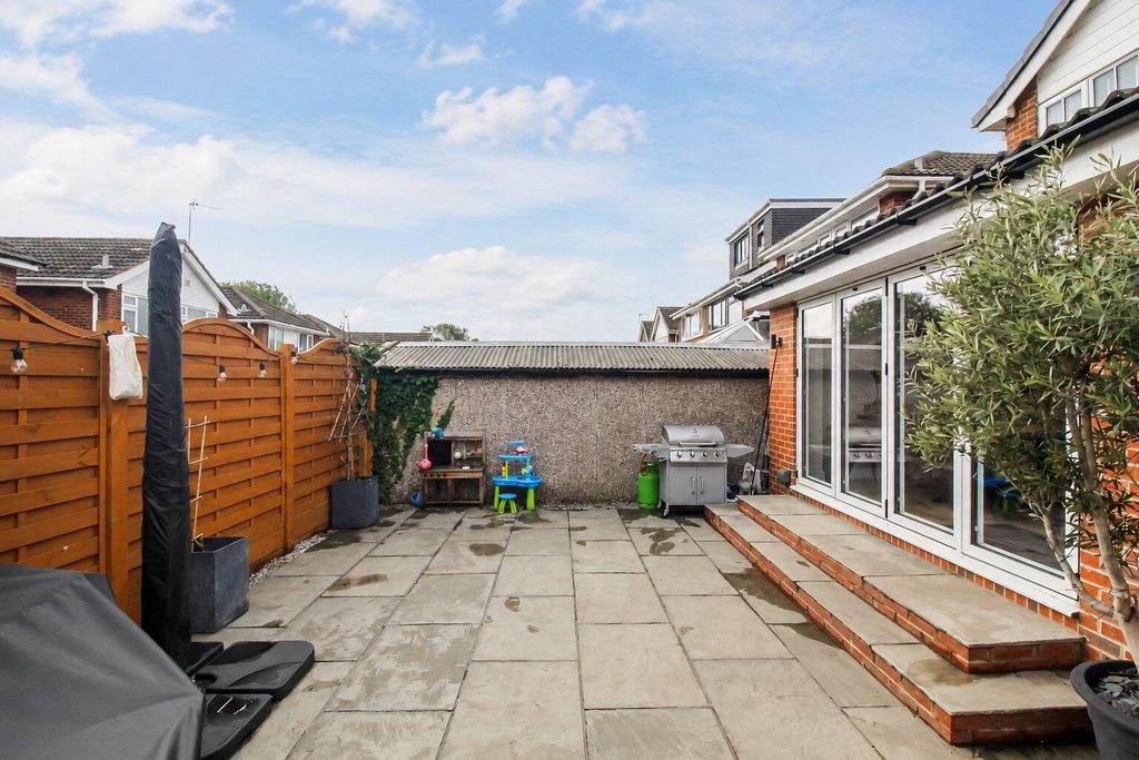 Property photo 3 of 14