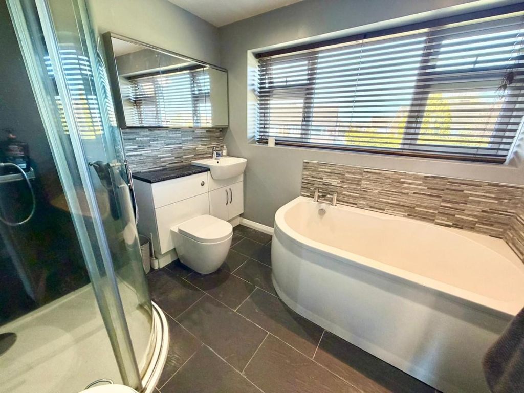 Additional image 17 of 4 bed detached house for saleHall Drive, Middlesbrough TS5