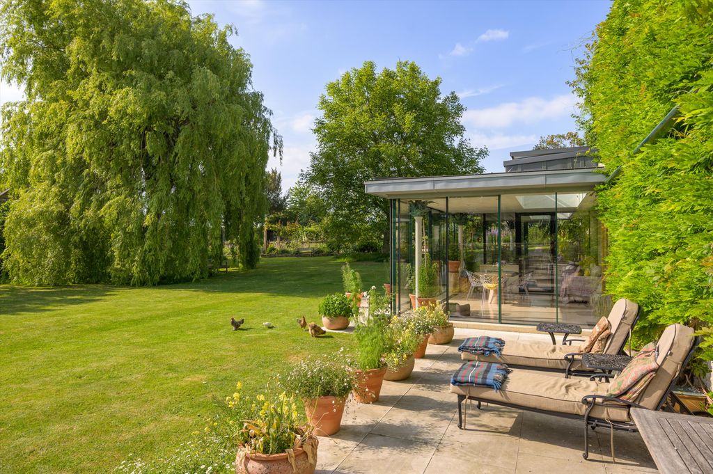 Property photo 3 of 42 Image