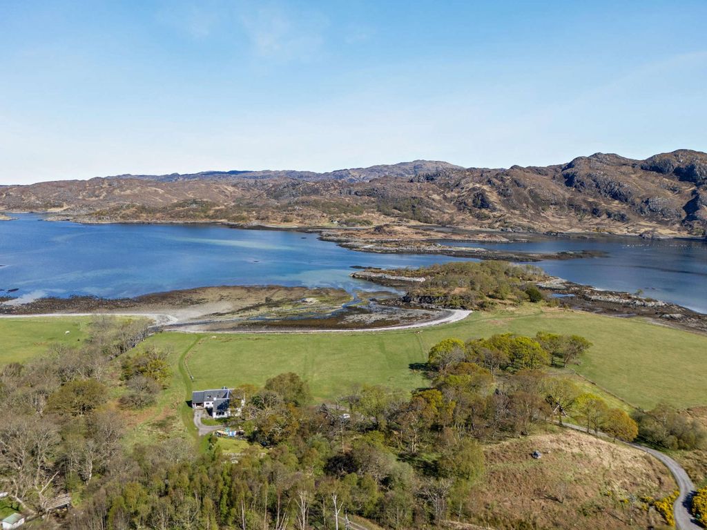 Property photo 3 of 18 Tigh An Eilean