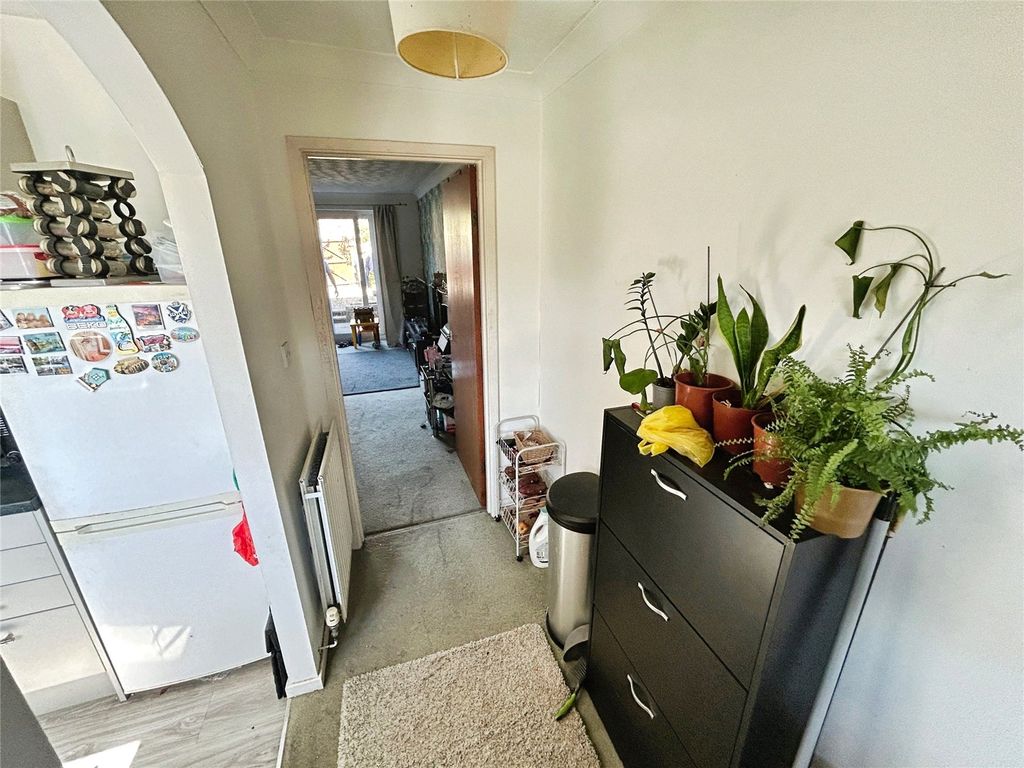 Property photo 2 of 10 Picture No. 15