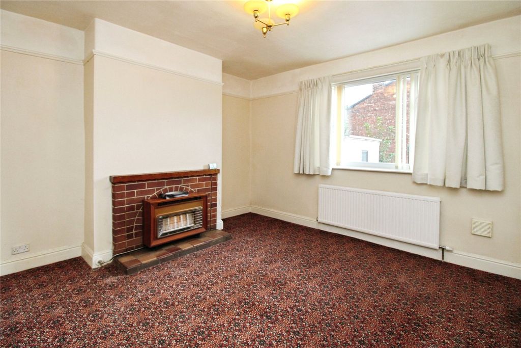 Property photo 3 of 12 Picture No. 02