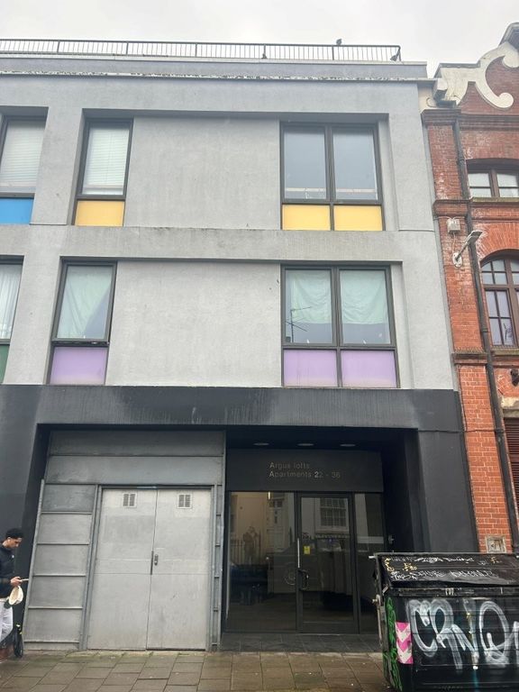 Property photo 1 of 10