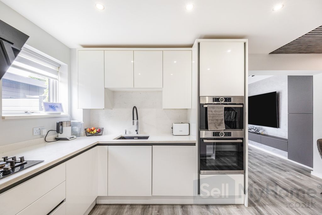 Property photo 3 of 23 _B6A8028