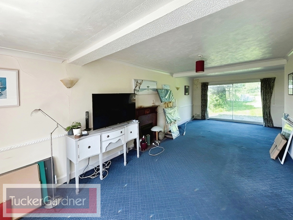 Property photo 3 of 9