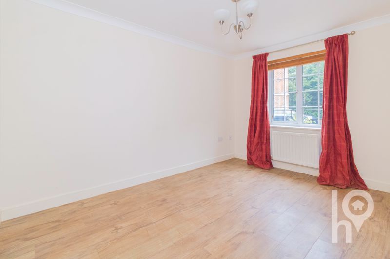 Property photo 2 of 16 Photo 1