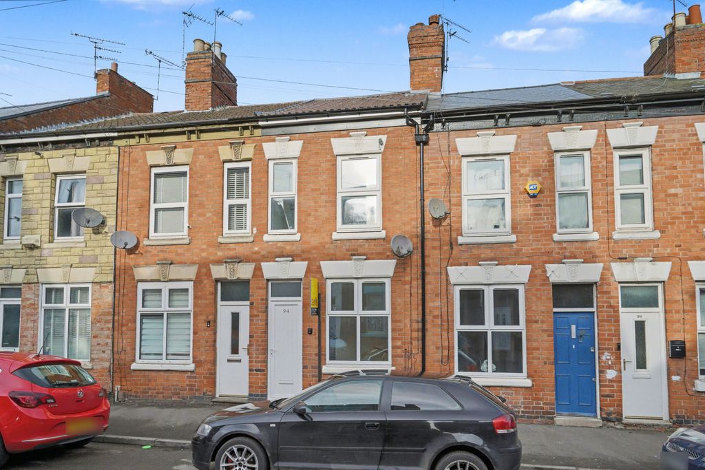 Property photo 1 of 17 94 Lansdowne Road, Leicester Le2 8Ar