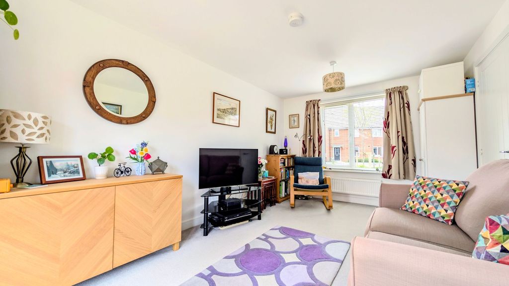 Property photo 3 of 16