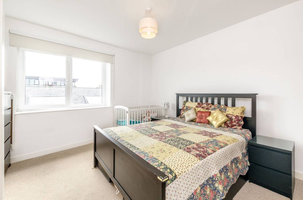 Property photo 1 of 4