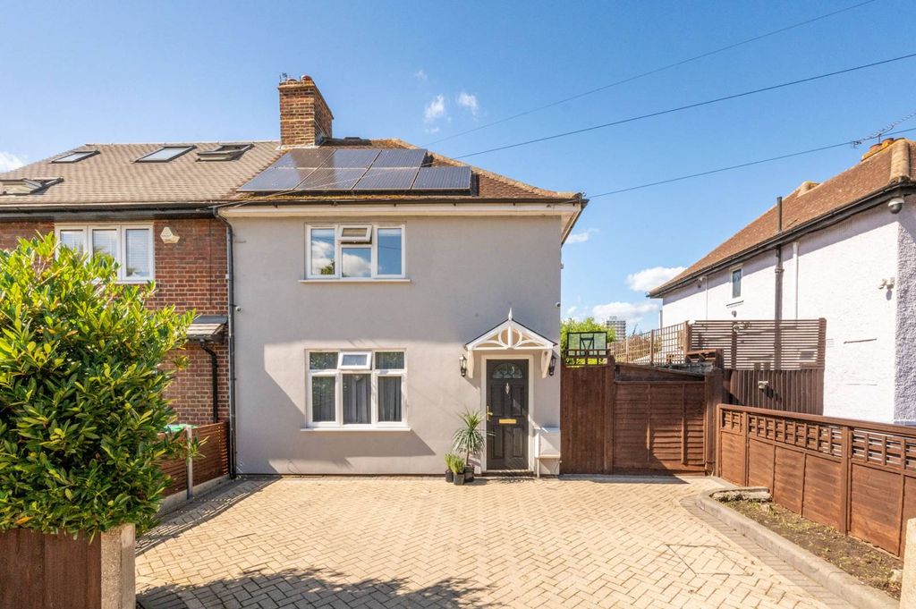 Property photo 1 of 11