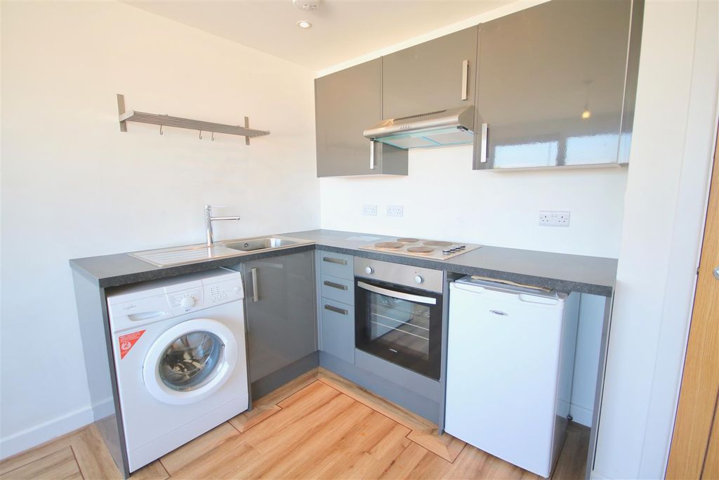 Property photo 3 of 11 Yhua1Sijte6Z-Lsraetbzq.Jpg