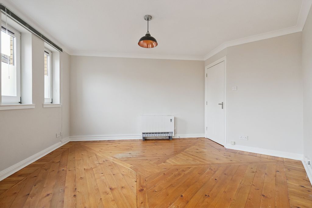 Property photo 3 of 17 3