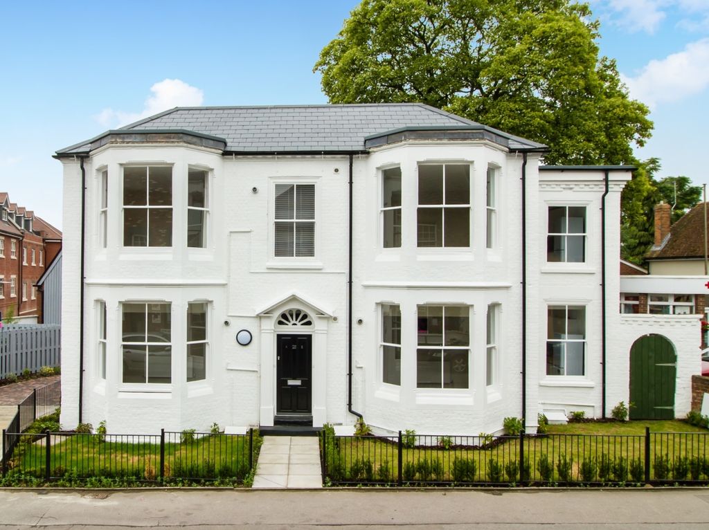 Property photo 2 of 6 37036Edit