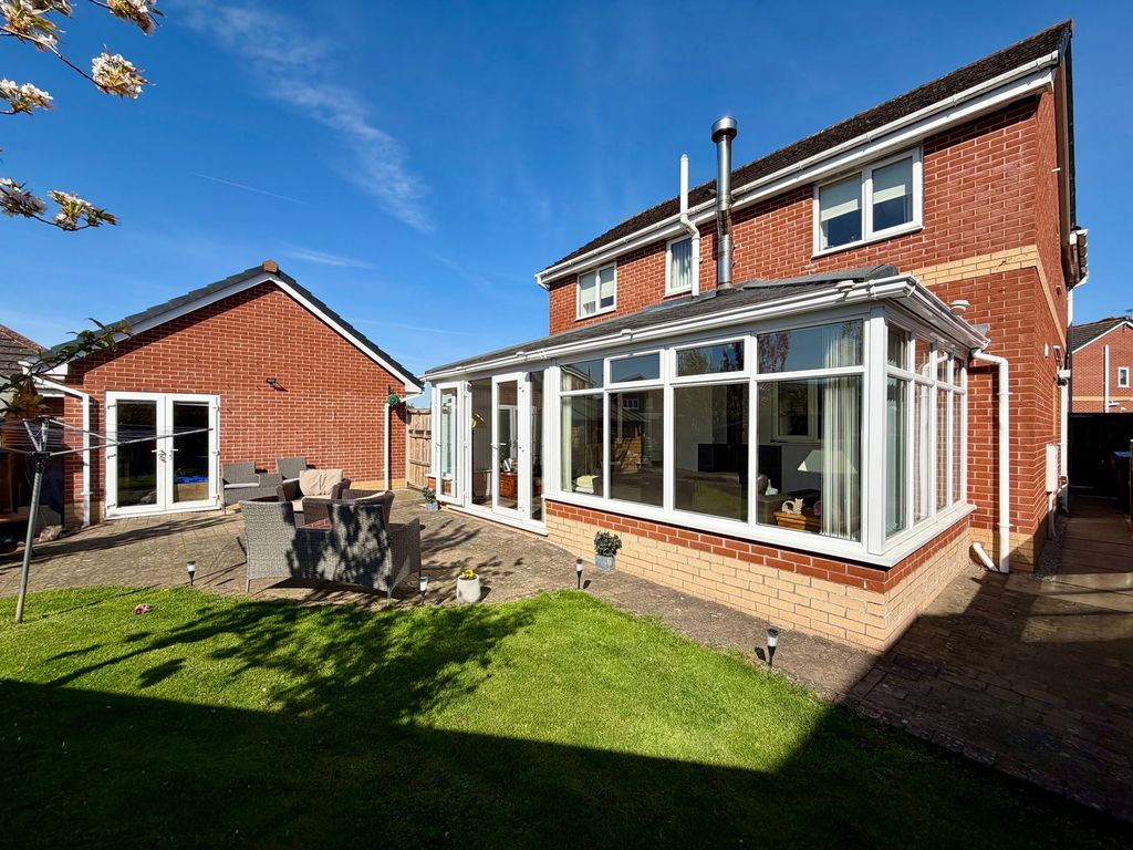 Property photo 2 of 37