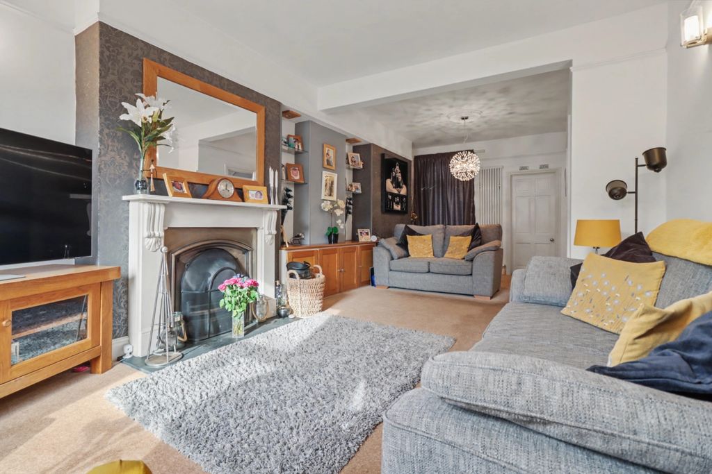 Property photo 3 of 13 Living Room