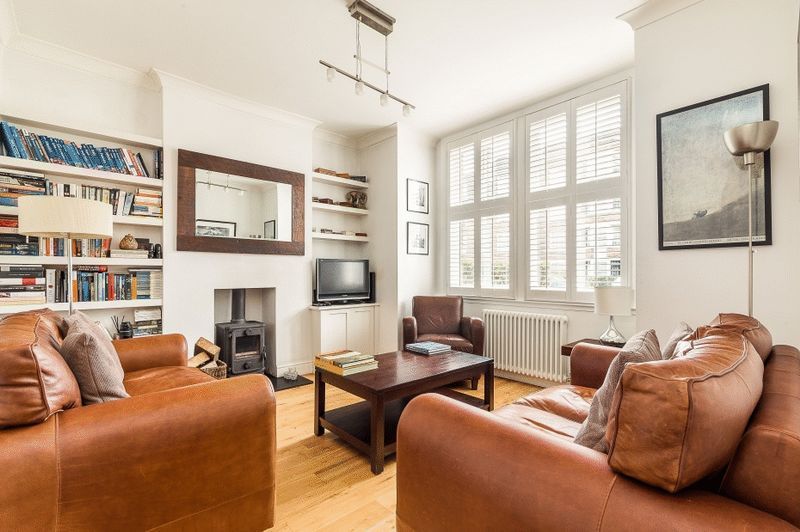 Property photo 1 of 9 Photo 9