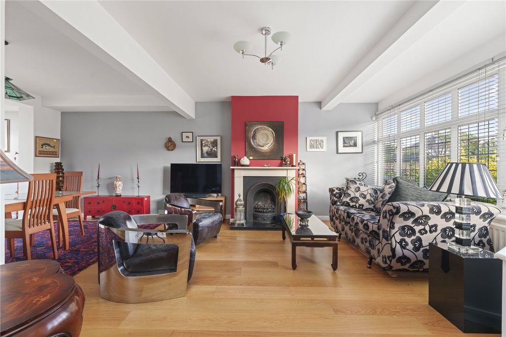 Property photo 2 of 28 Picture No. 59