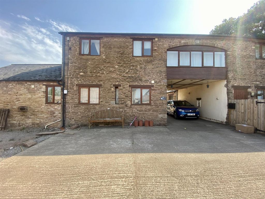 Property photo 1 of 6 Front Aspect