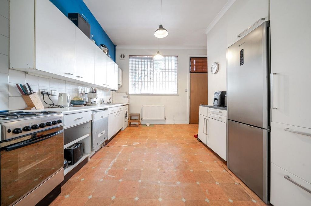 Property photo 3 of 11 Picture No. 06