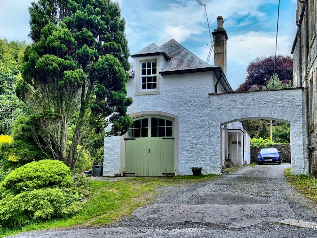 Property photo 1 of 21