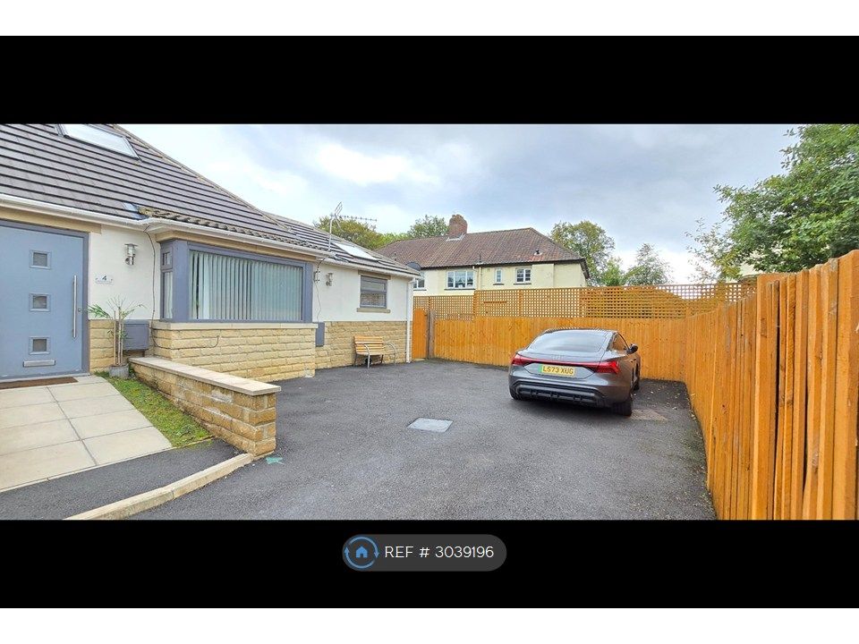 Property photo 3 of 32