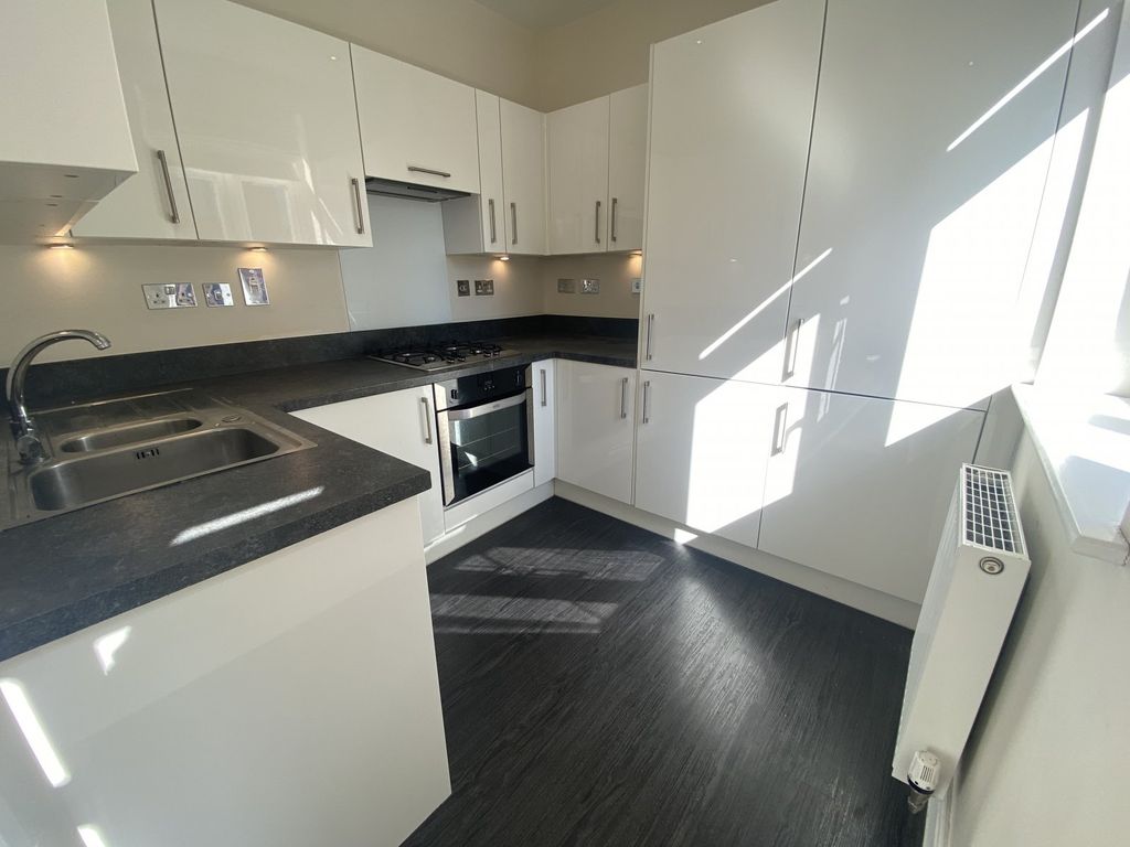 Property photo 2 of 13 Kitchen