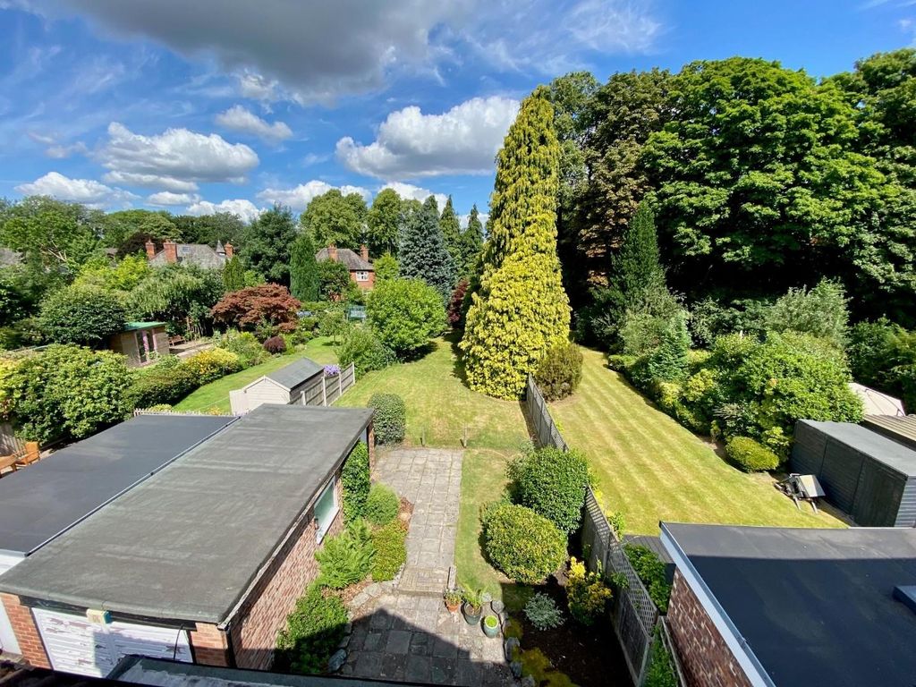 Property photo 2 of 23