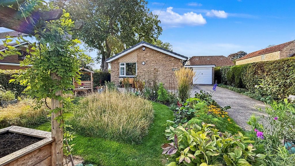 Property photo 1 of 16 Photo 1