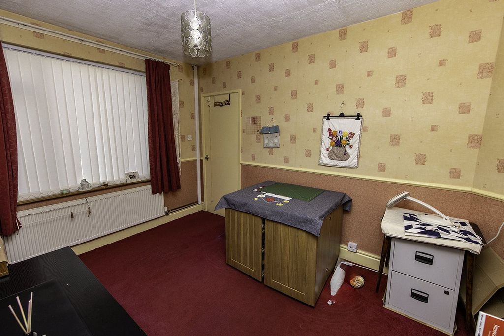 Property photo 3 of 21 Picture No. 06