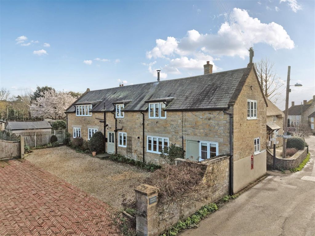 Property photo 1 of 23 9019325-108882-134162288698428265-15136d08-4F71-F5