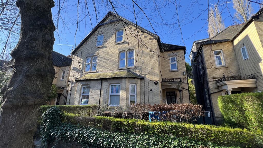 Property photo 1 of 11 Qdyg95Vezegh0Px6Uzictq.Jpg