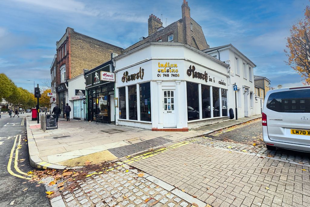 Property photo 3 of 16 357 King Street, Hammersmith, London, W6 9Nh